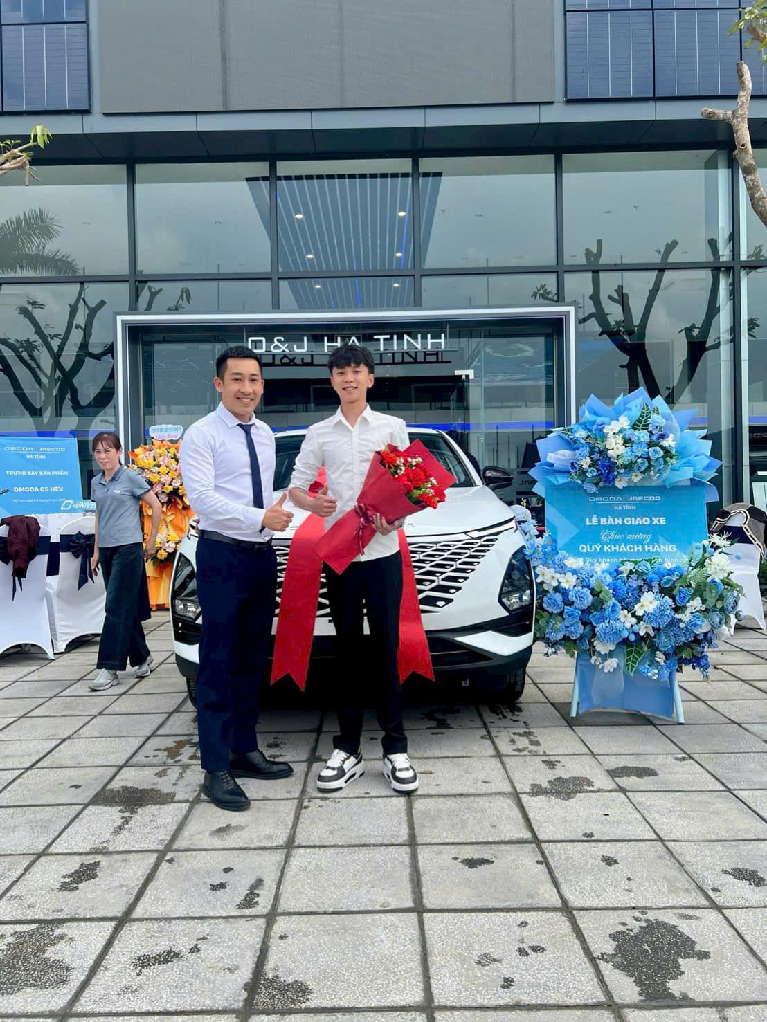 Bàn giao Omoda C5