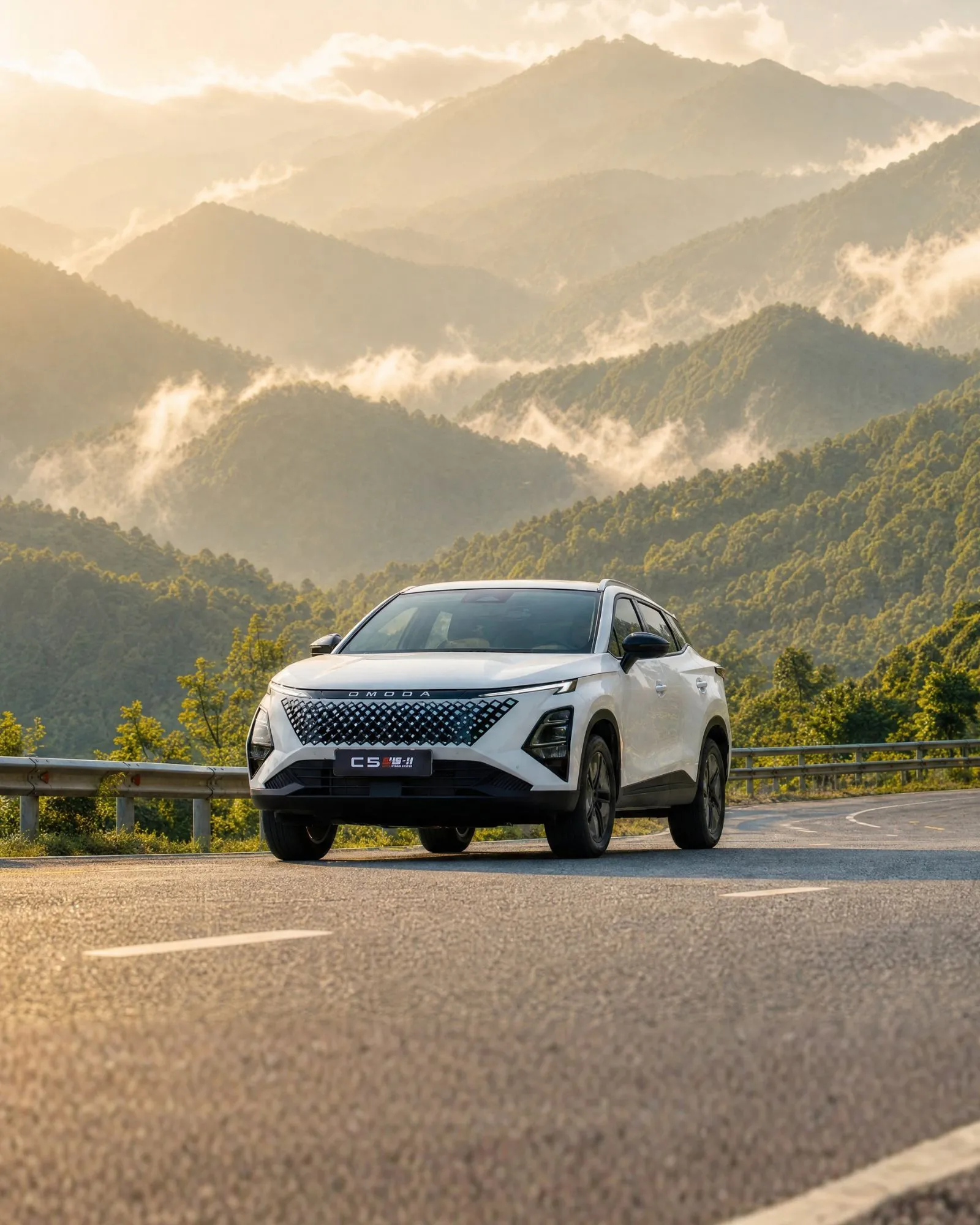 Omoda C7 4